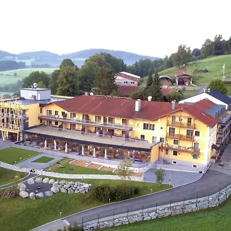 Zur Ohe Hotel Schonberg (Lower Bavaria)
