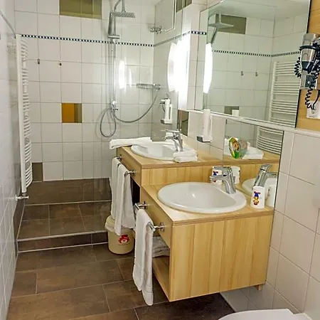 Zur Ohe 4* Schönberg